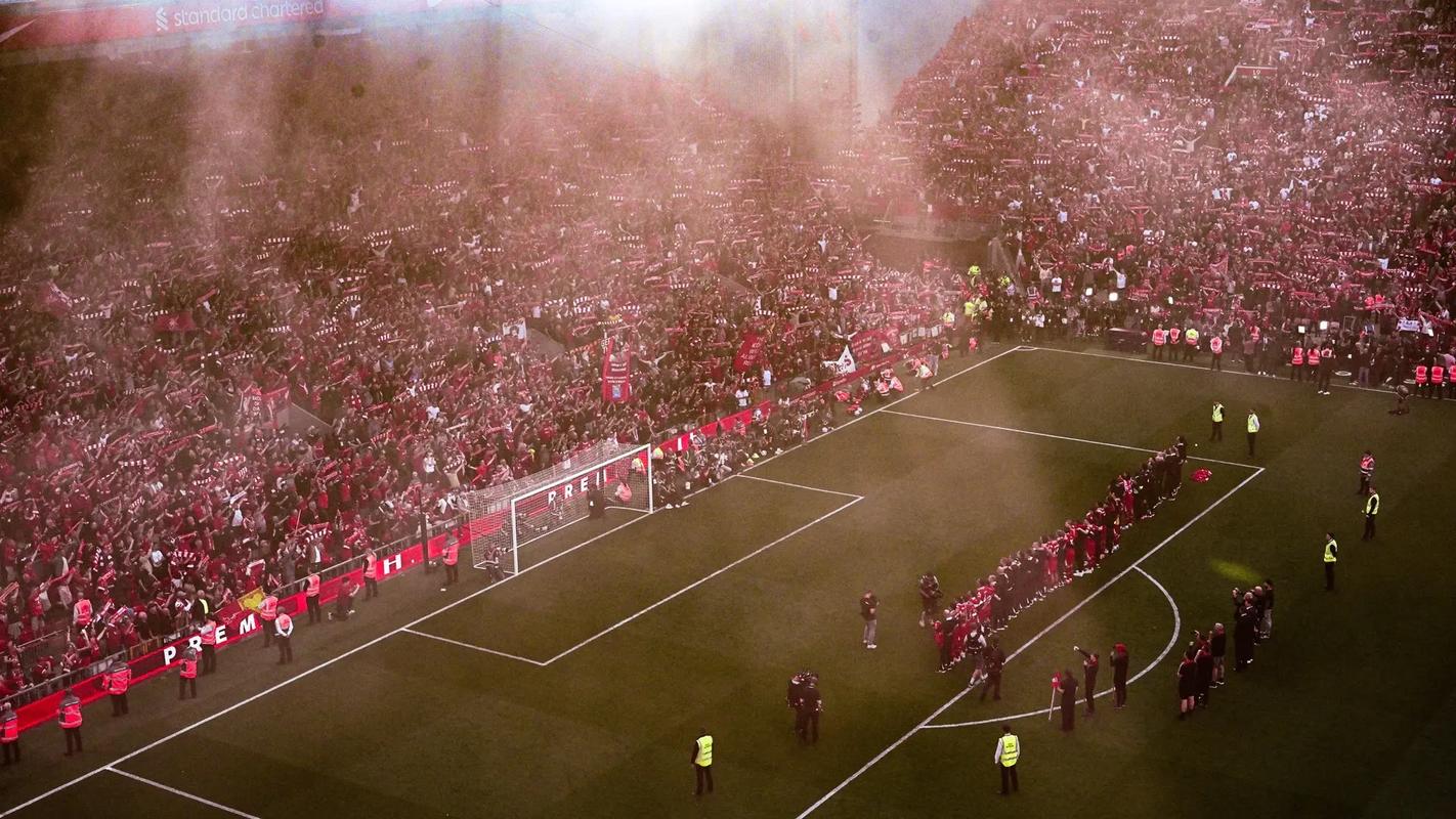 今天是北京时间2025年12月11日星期四,欢迎收看早报！（北京时间2025年12月11日（星期四），早报与您相约！）