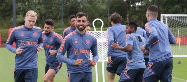 3大教练集体出局？国乒人事地震，幕后拍板人浮出水面（三位主帅疑被集体撤换？国乒人事巨变，幕后决策者曝光）