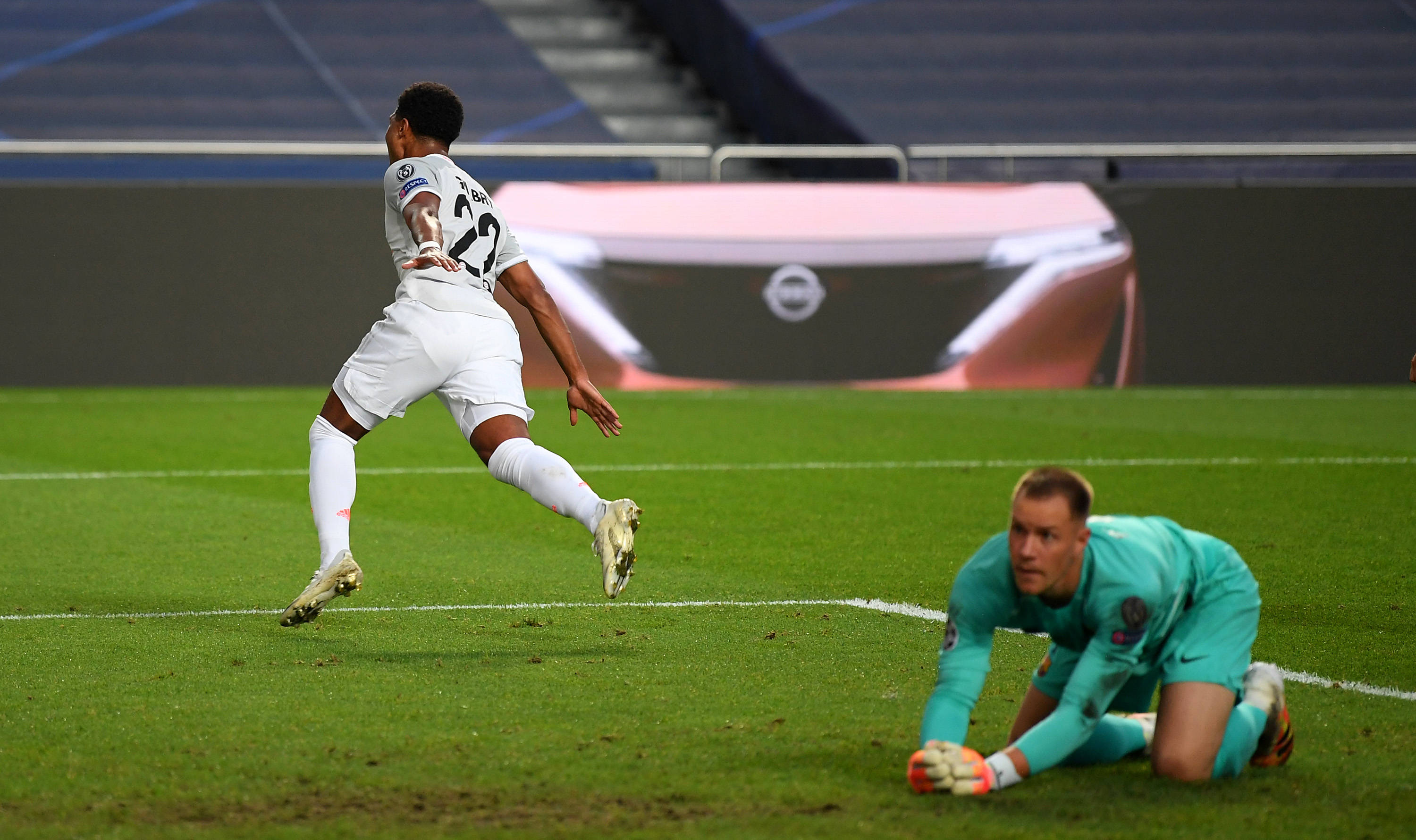 祝贺！梅西斩获第47个冠军，美职联总决赛：迈阿密国际3-1温哥华（梅西收获生涯第47冠！迈阿密国际3-1击败温哥华，美职联总决赛告捷）